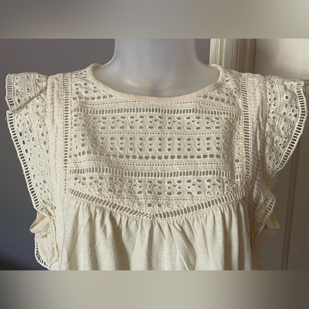 LOFT 100% Cotton Cream Eyelet Lace Bib Cap Sleeve Cotton Top - Size M - Picture 3 of 9